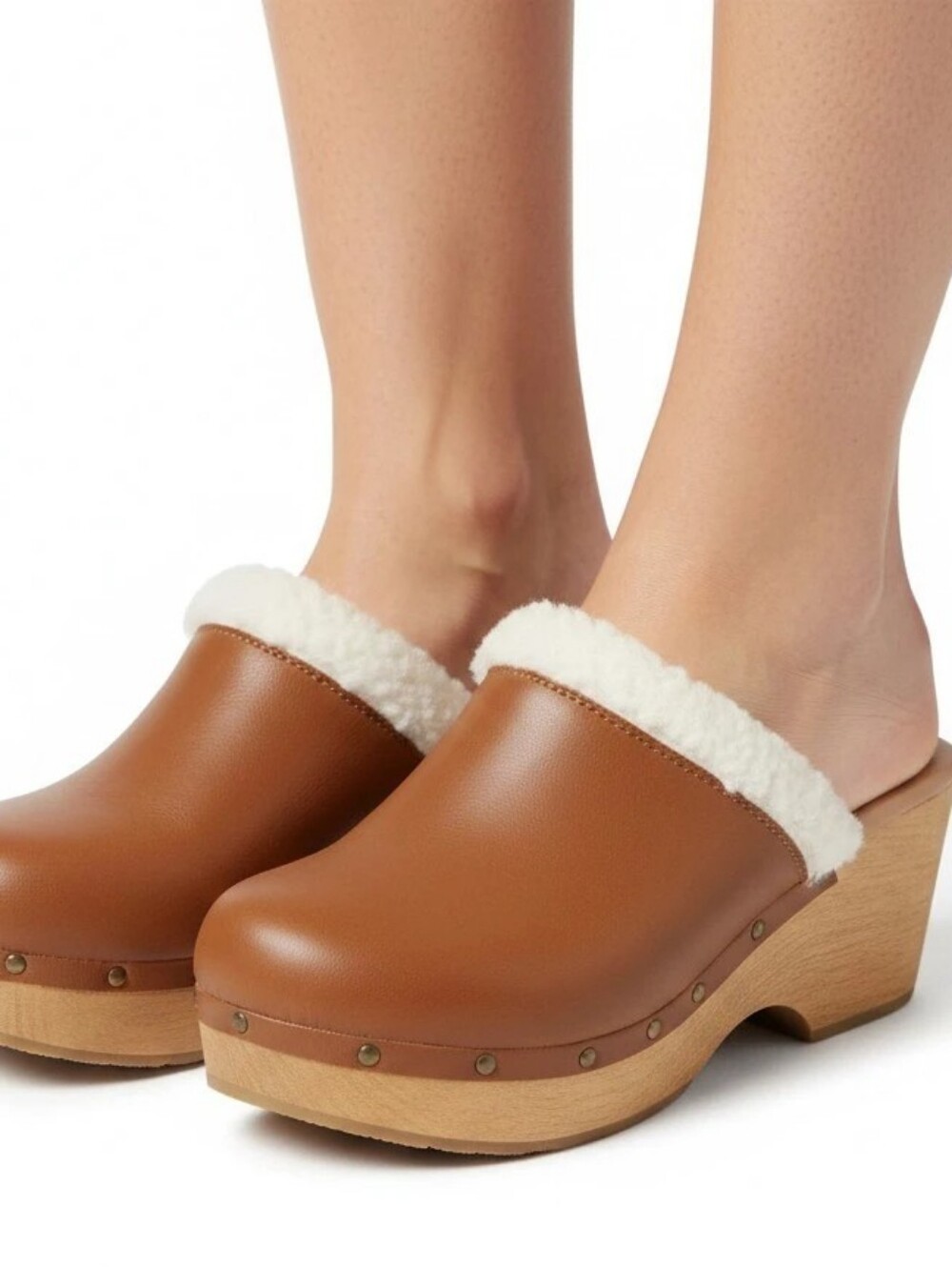 Old Navy Clogs Tan NWOT Size 9